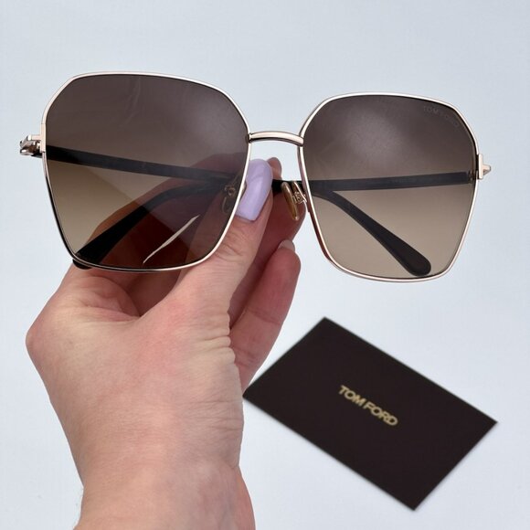 Tom Ford Women BRAND NEW Sunglasses CLAUDIA-02 Gold Havana Gradient FT0839 52F - Picture 1 of 10